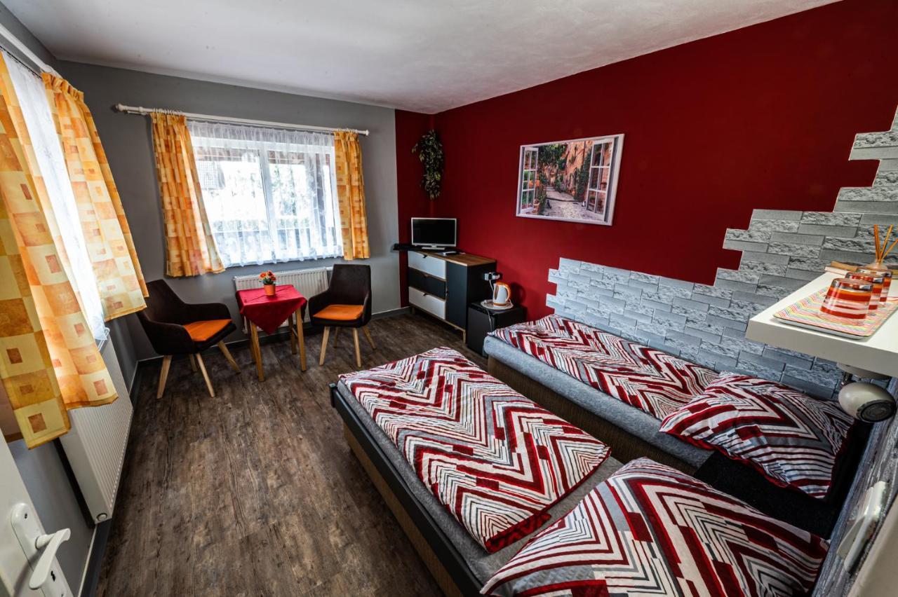 Penzion U Tulaka Dobřichovice Exterior foto